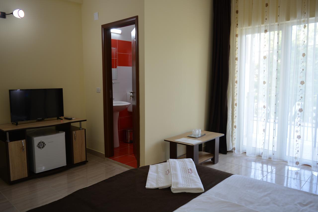 Hotel Maremar Eforie Bagian luar foto